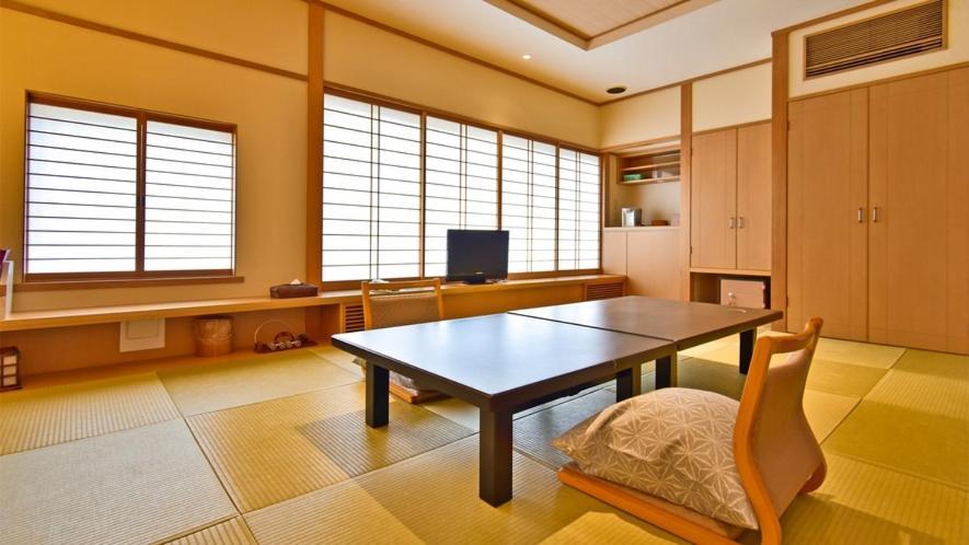 Atami Juraku Hotel Екстериор снимка