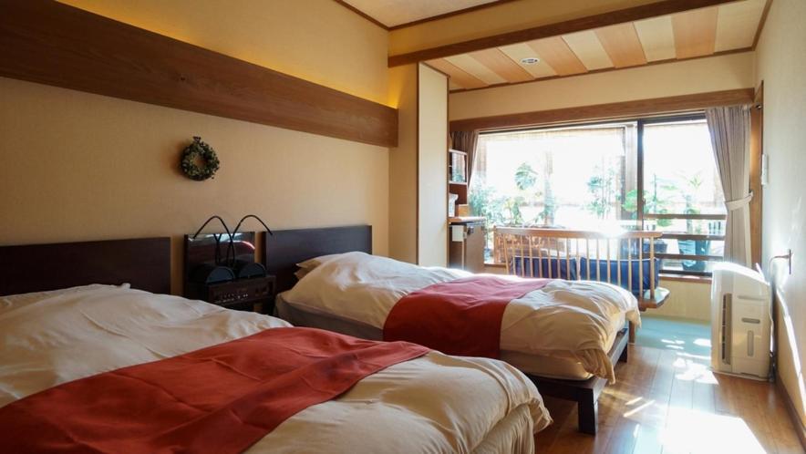 Atami Juraku Hotel Екстериор снимка