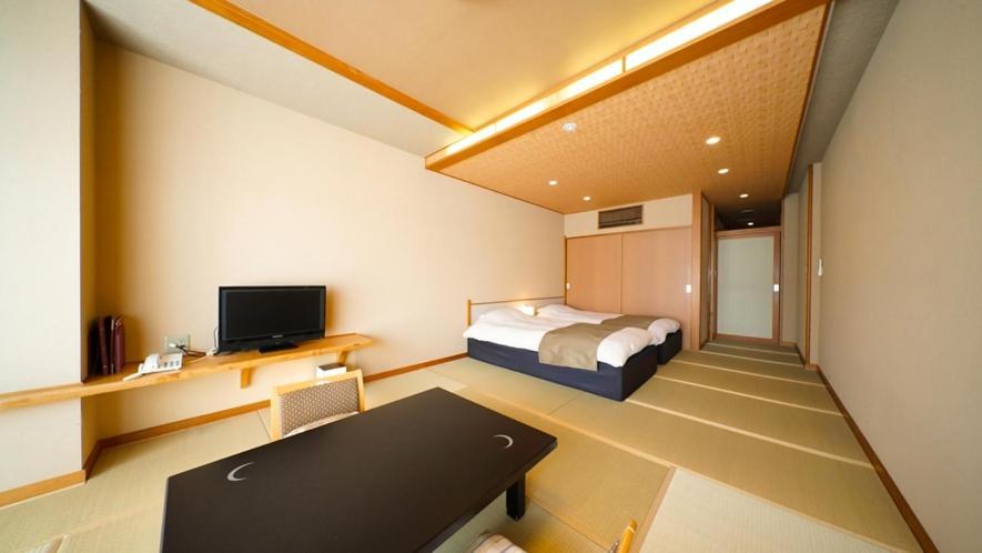 Atami Juraku Hotel Екстериор снимка