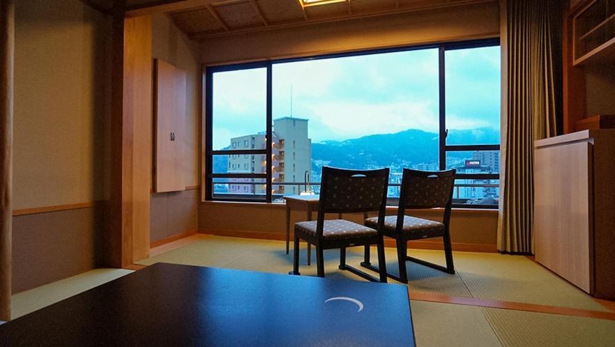 Atami Juraku Hotel Екстериор снимка